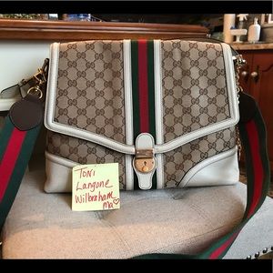 SOLD Gucci shoulder bag sherry line